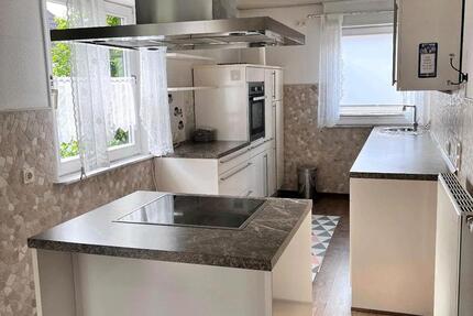 Haus Berne - 4 Zimmer, 135 m&sup2;, 1.200&euro; | Angebot:26586249