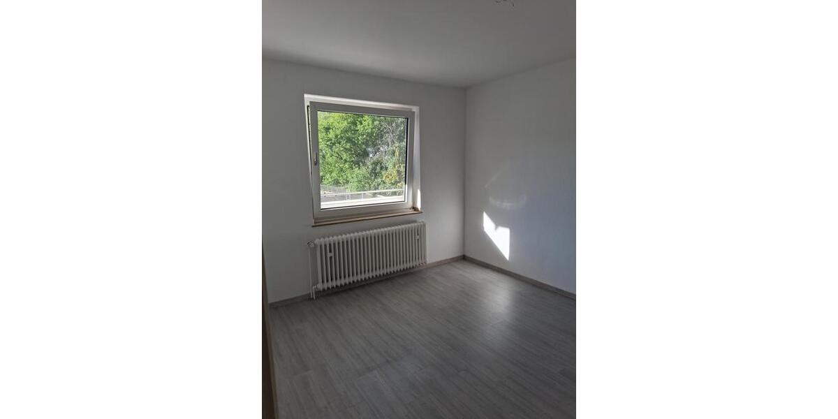 Etagenwohnung Wuppertal Gemarkung Elberfeld - 3 Zimmer, 70 m&sup2;, 610&euro; | Angebot:26645323