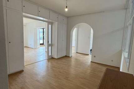 Wohnung zum Mieten in Frankfurt am Main 1.850 € 100 m² 3 zimmer