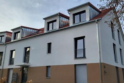 Erstbezug: 3-Zimmer-Dachgeschosswohnung in Heitersheim zimmer