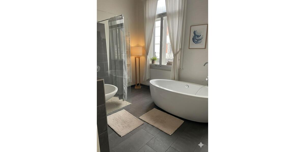 Etagenwohnung Sonneberg - 3 Zimmer, 115 m&sup2;, 860&euro; | Angebot:24952190