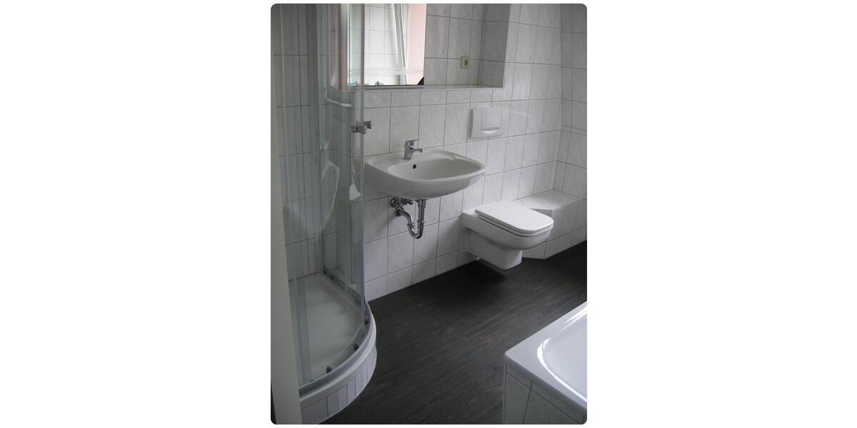 Dachgeschoßwohnung Spremberg - 1 Zimmer, 66 m&sup2;, 425&euro; | Angebot:22997459