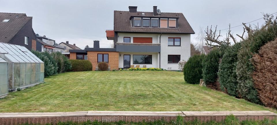 Erdgeschoßwohnung Bielefeld Heepen - 5 Zimmer, 147 m&sup2;, 1.450&euro; | Angebot:24853240