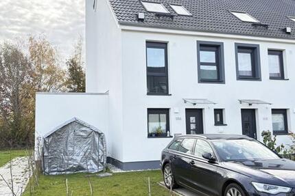 Bj. 2024 - großes Reihenendhaus in Oldenburg 4 zimmer