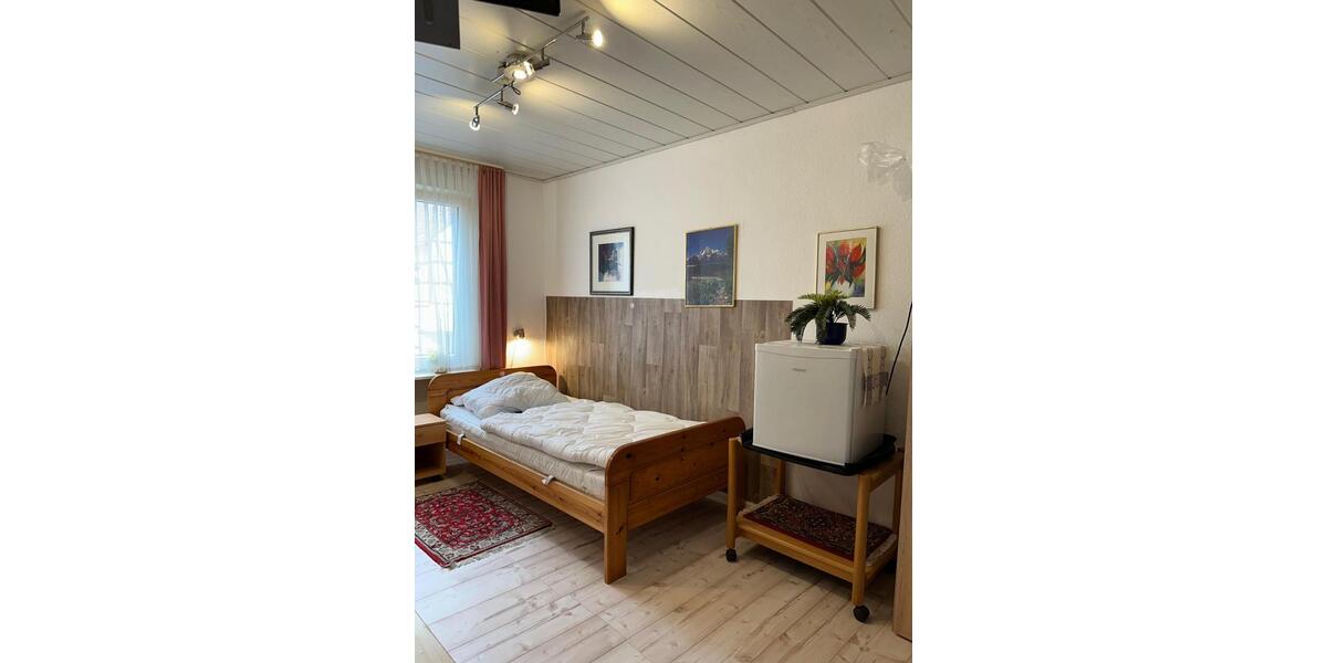 Wohnen auf Zeit Bünde - 1 Zimmer, 9 m&sup2;, 19&euro; | Angebot:20544556