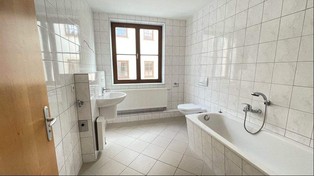 Etagenwohnung Stolpen - 2 Zimmer, 65 m&sup2;, 350&euro; | Angebot:25780949
