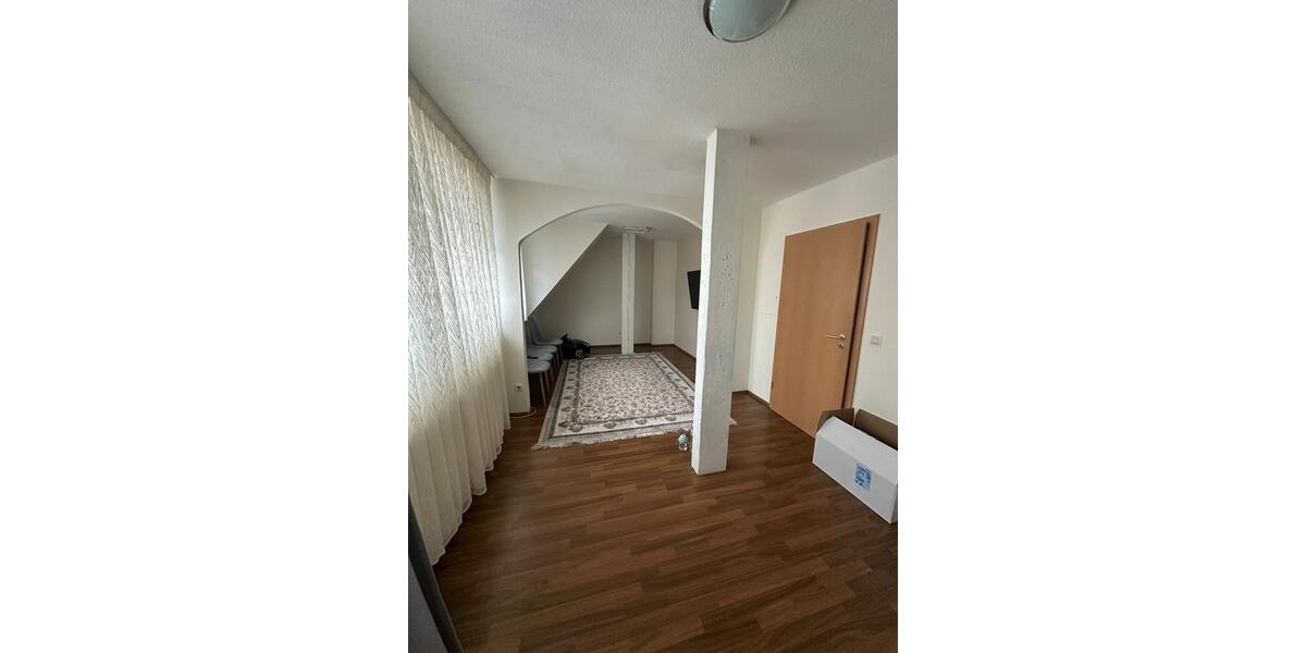 Dachgeschoßwohnung Paderborn - 3 Zimmer, 70 m&sup2;, 650&euro; | Angebot:26560417