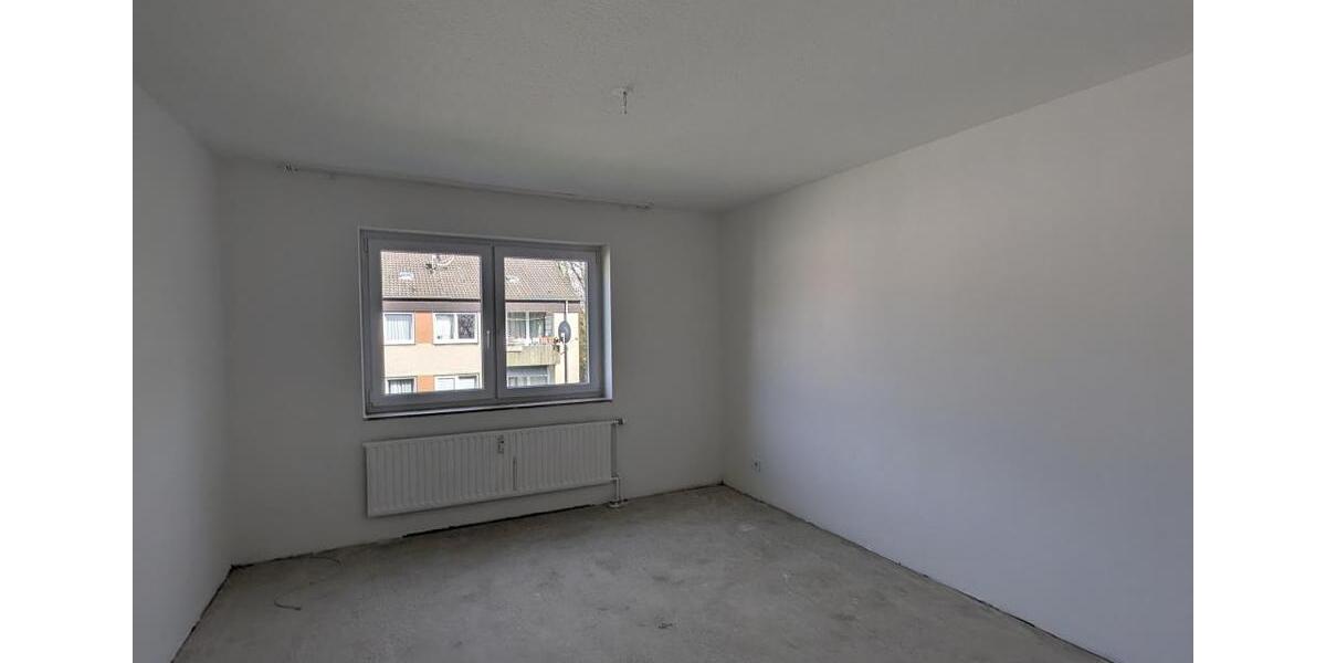 Etagenwohnung Essen Stadtbezirk VI - 3 Zimmer, 81 m&sup2;, 699&euro; | Angebot:26107011