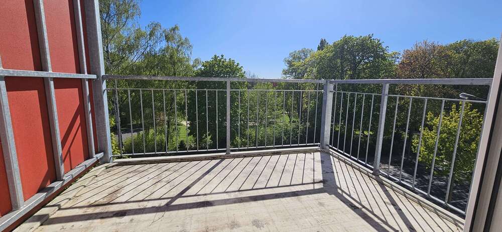 Zimmer Chemnitz Bernsdorf - 6 Zimmer, 1.140&euro; | Angebot:26625429