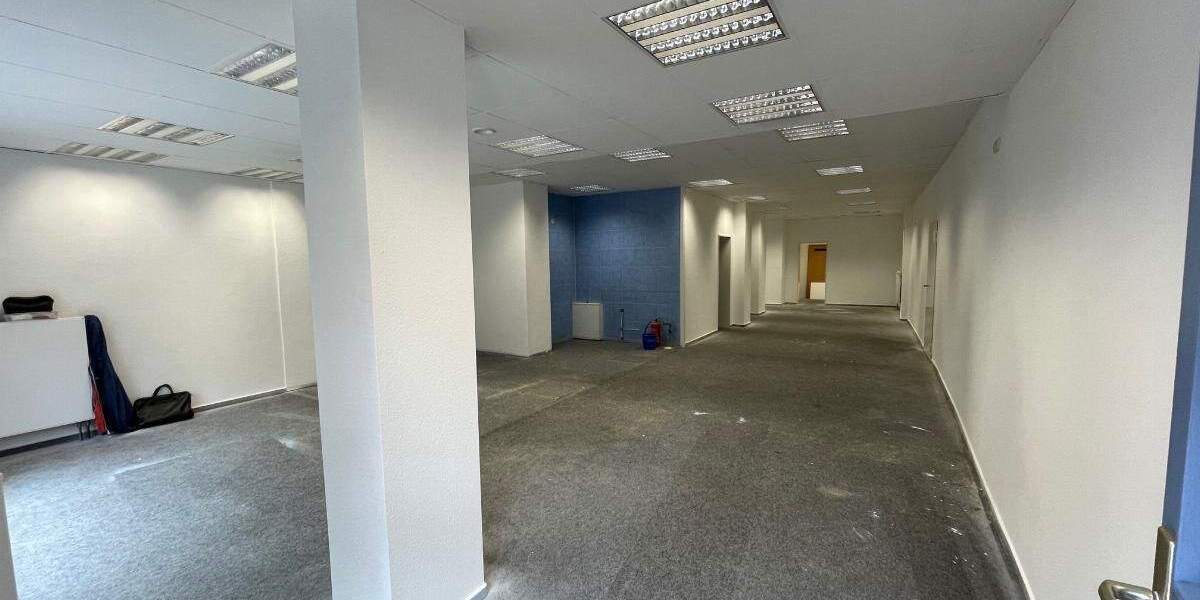 Gewerbeobjekt Stadtroda Hainbücht - 2 Zimmer, 300&euro; | Angebot:25673629