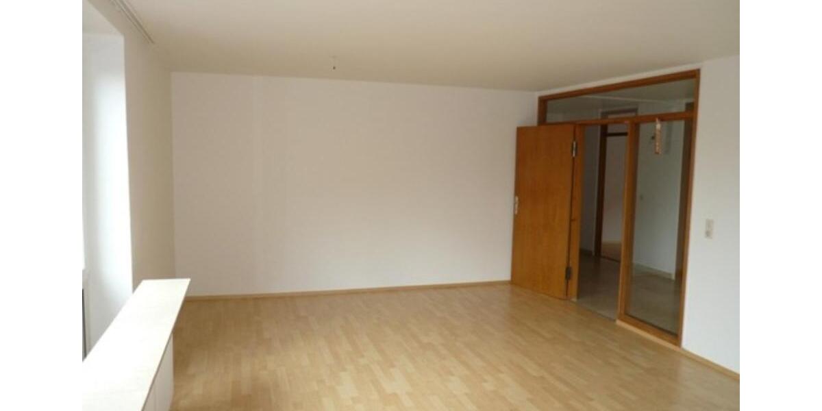 74842 Sulzbach : 4- Zimmerwohnung im ersten Obergeschoss zimmer