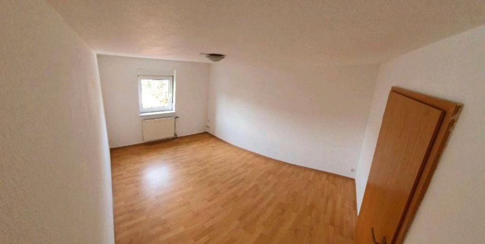 Etagenwohnung Netphen - 3 Zimmer, 99 m&sup2;, 600&euro; | Angebot:24679228