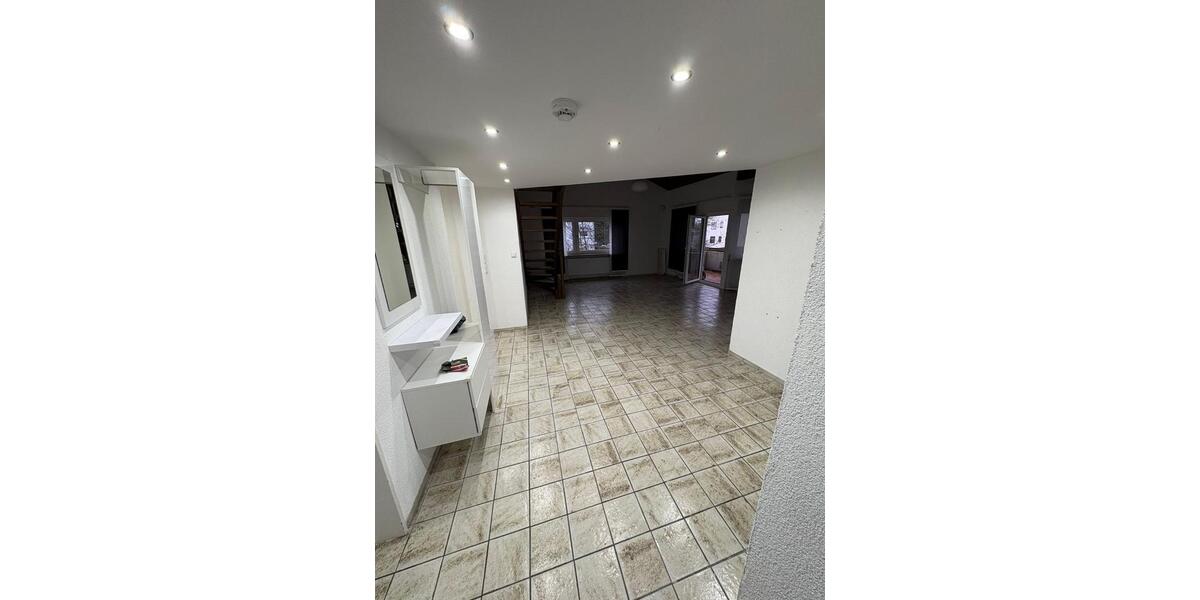 Schöne 3,5 Zimmer Maisonette-Wohnung in Rems-Murr-Kreis, Welzheim 3.5 zimmer