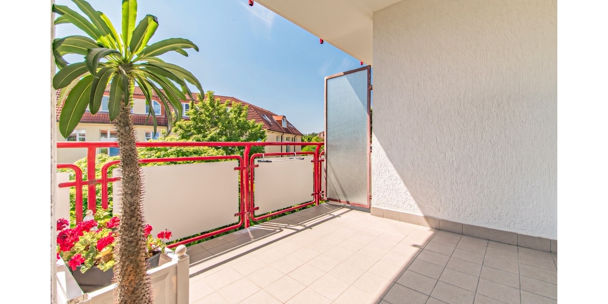 BALKON – BELETAGE – SUPER SCHNITT – GROSSES WOHNZIMMER – EINBAUKÜCHE – WANNENBAD – PKW-STELLPLATZ - Etagenwohnung Borna Zedtlitz | Angebot:27297840