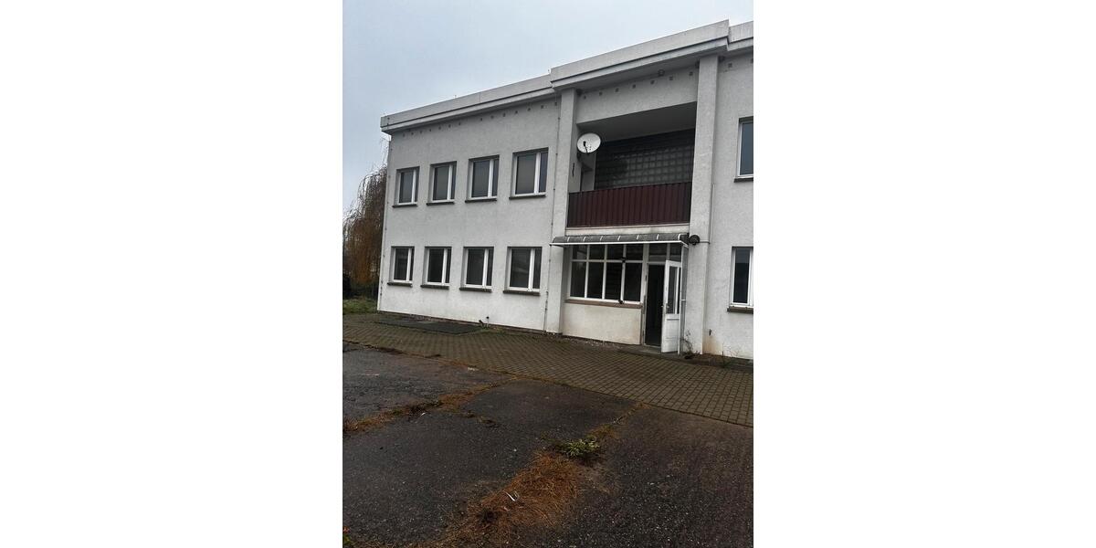 Etagenwohnung Gartz (Oder) - 3 Zimmer, 75 m&sup2;, 450&euro; | Angebot:24975383