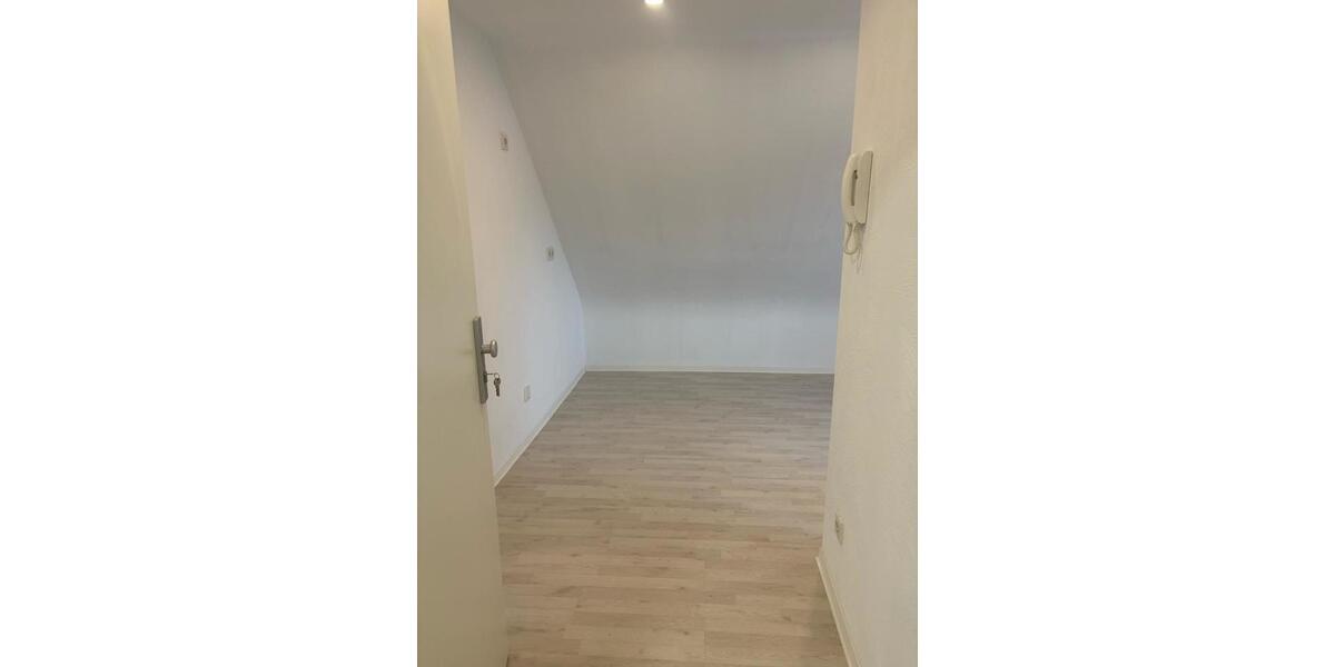 Dachgeschoßwohnung Neunkirchen Kohlhof - 1 Zimmer, 40 m&sup2;, 530&euro; | Angebot:19596453