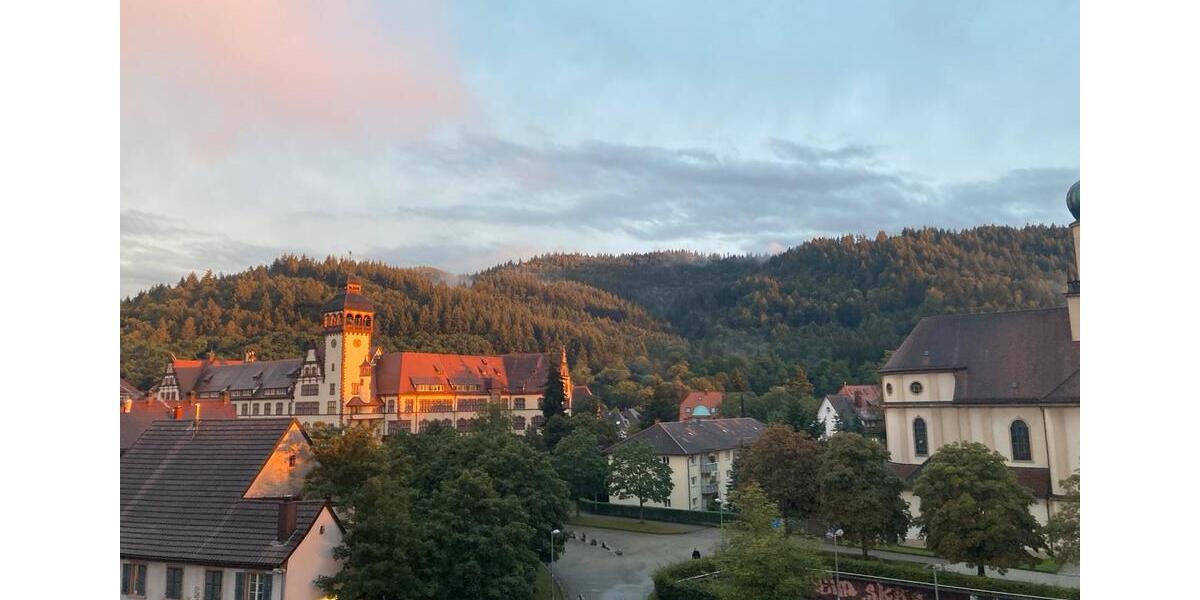 Wohnen auf Zeit Freiburg im Breisgau Ebnet - 2.5 Zimmer, 61 m&sup2;, 600&euro; | Angebot:26626623