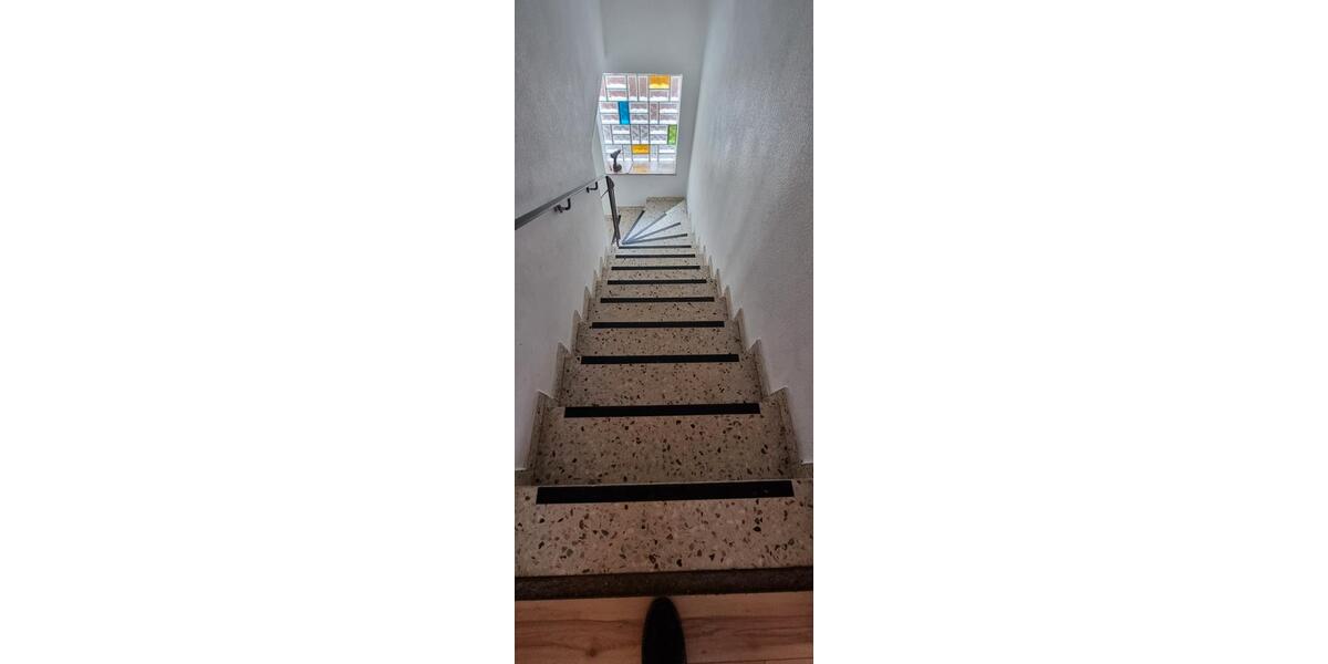 Einfamilienhaus Haiger - 5 Zimmer, 170 m&sup2;, 1.000&euro; | Angebot:26222716