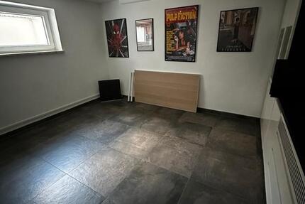 Wohnen auf Zeit Lohfelden - 1 Zimmer, 18 m&sup2;, 225&euro; | Angebot:25961579