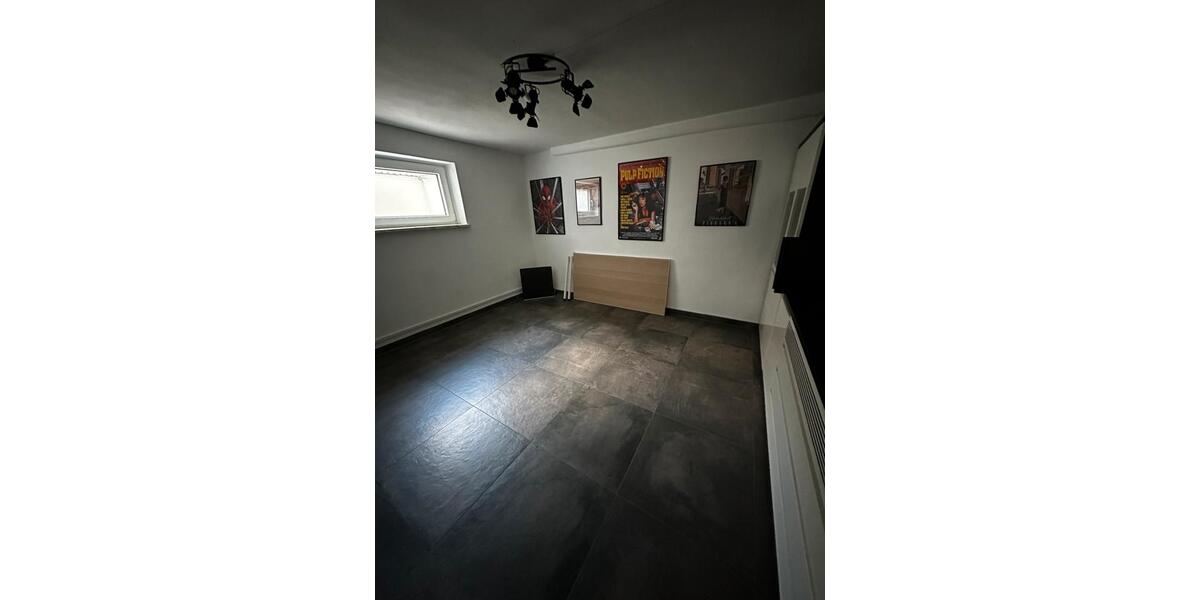 Wohnen auf Zeit Lohfelden - 1 Zimmer, 18 m&sup2;, 225&euro; | Angebot:25961579