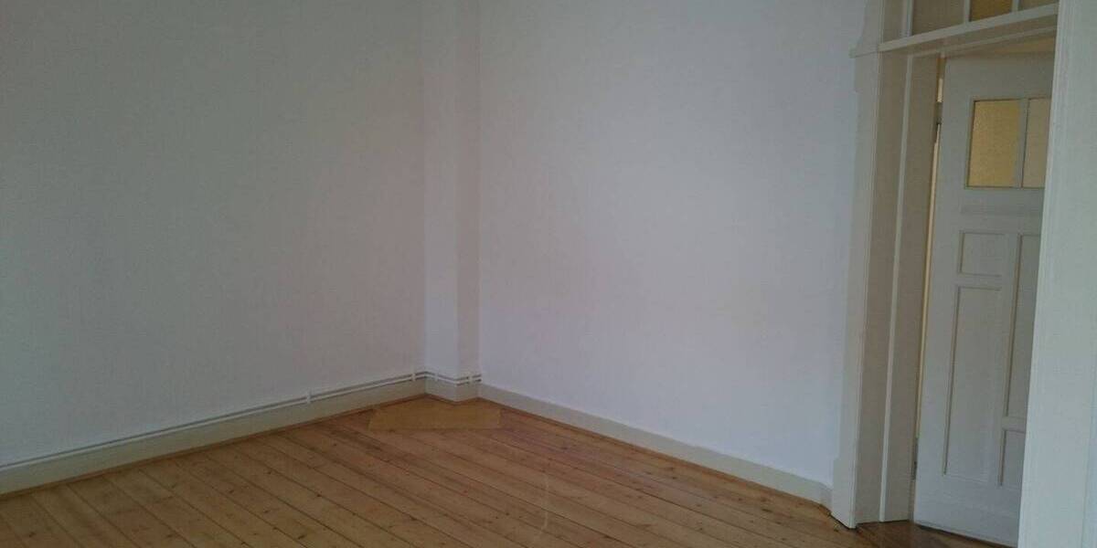 Etagenwohnung Hildesheim Ost - 5 Zimmer, 139 m&sup2;, 1.245&euro; | Angebot:26453424