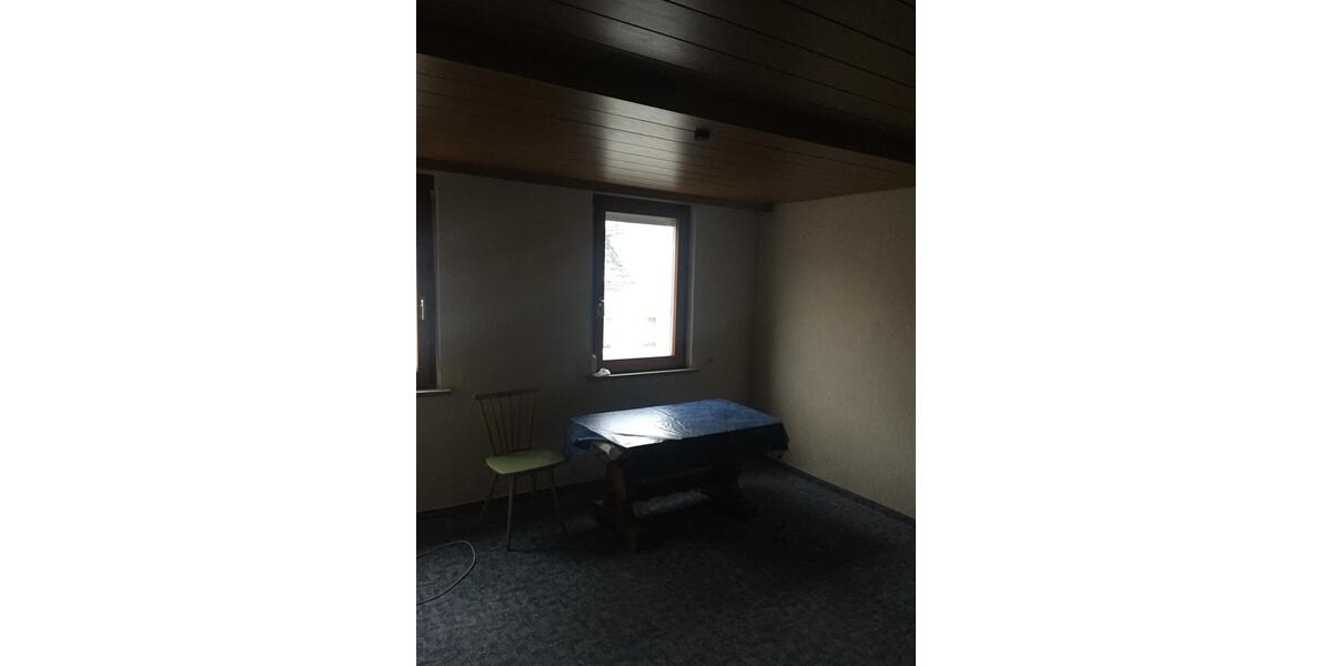 Dachgeschoßwohnung Tuttlingen - 3 Zimmer, 52 m&sup2;, 450&euro; | Angebot:26047538