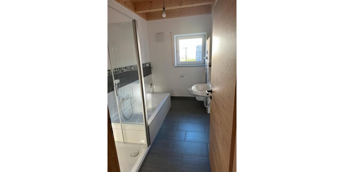 Bungalow Pemfling - 5 Zimmer, 150 m&sup2;, 10&euro; | Angebot:26440581