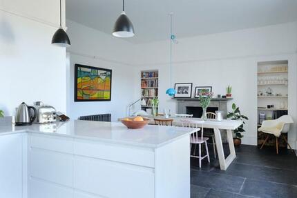 3 ZKB mit großem Balkon, PKW Stellplatz 3 zimmer