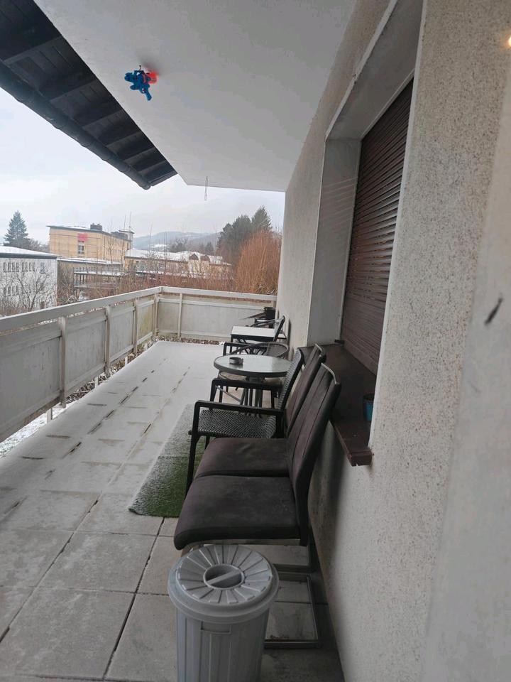 MonteurWohnungen 3 SchlafZimmer Bad Küche WohnZimmer balkon
