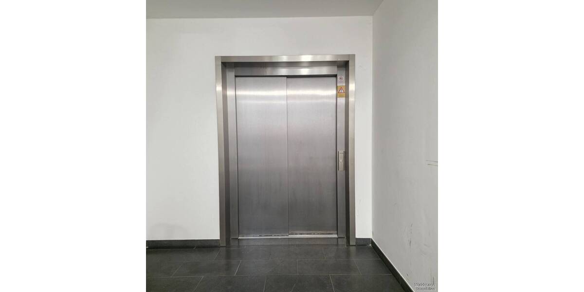 Gewerbeobjekt Berlin / Karlshorst Karlshorst - 6 Zimmer, 117 m&sup2;, 2.380&euro; | Angebot:26758702