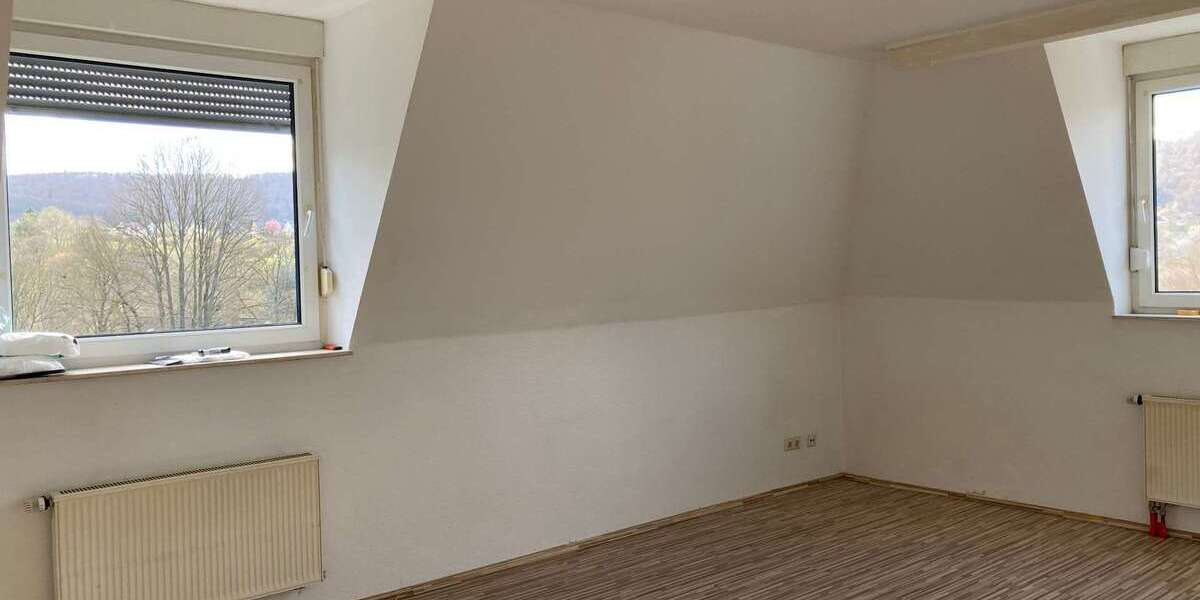 Etagenwohnung Arnsberg Obereimer - 3 Zimmer, 80 m&sup2;, 372&euro; | Angebot:26155536