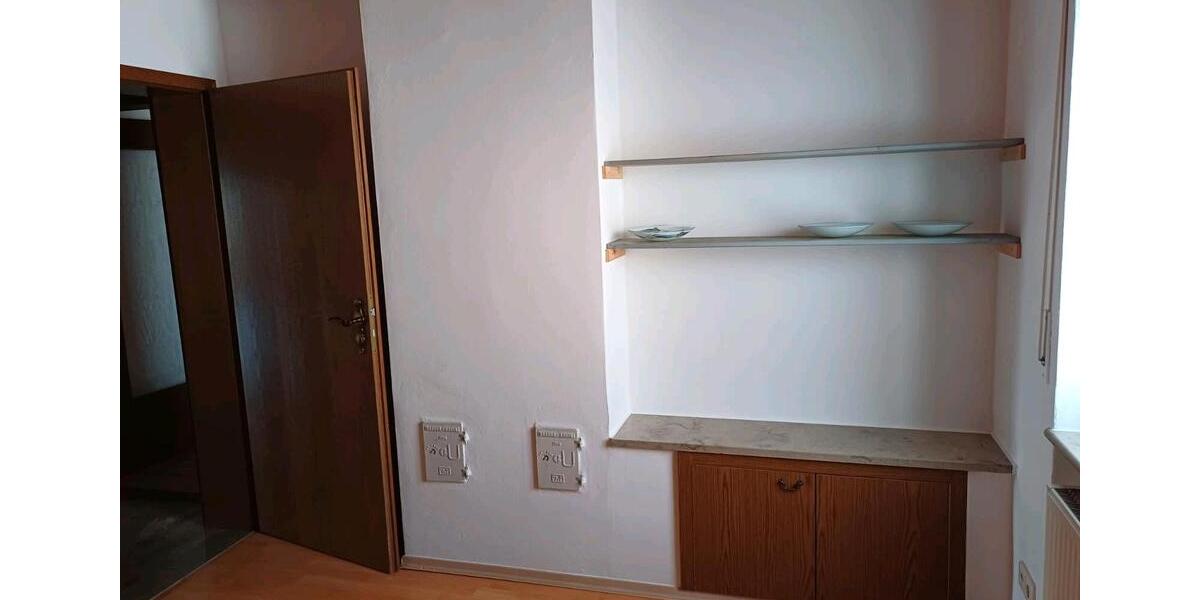 Dachgeschoßwohnung Eichstätt - 4 Zimmer, 76 m&sup2;, 800&euro; | Angebot:24689196