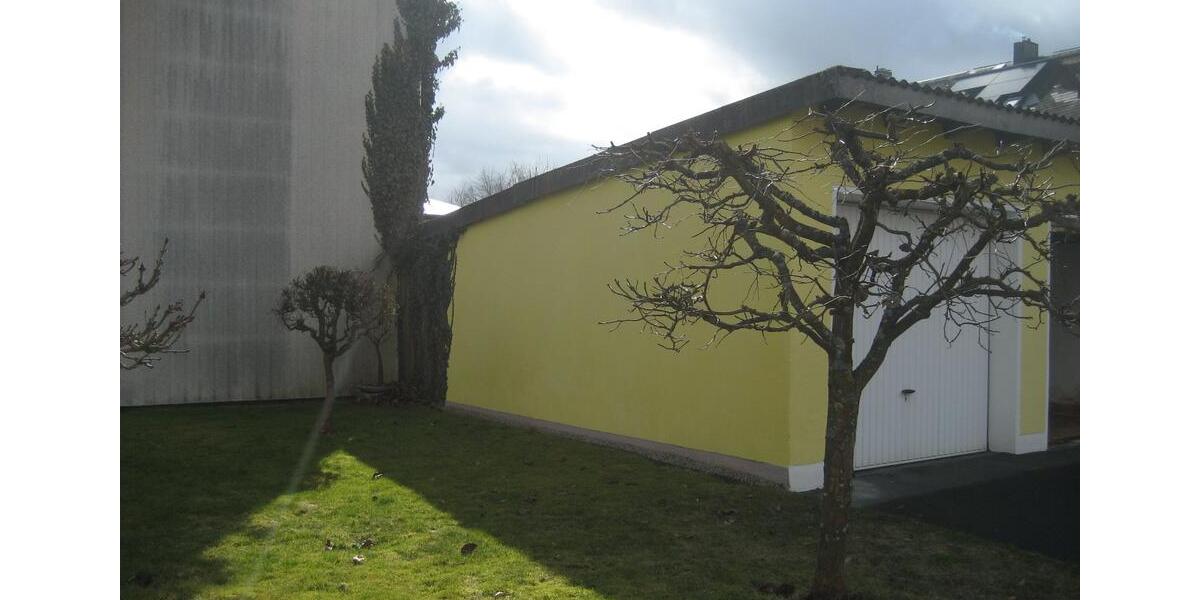 Reihenhaus Selb - 6 Zimmer, 120 m&sup2;, 995&euro; | Angebot:25568547