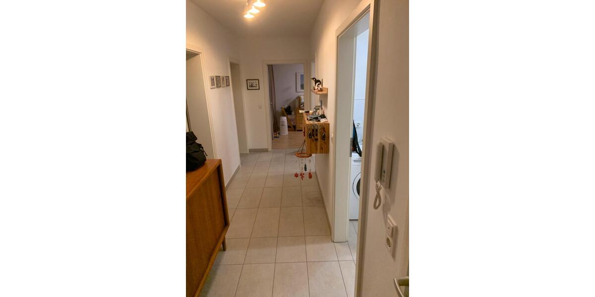 월세 2ZKB ~62m2 mit Fußbodenheizung Jan bis Juli 2 zimmer