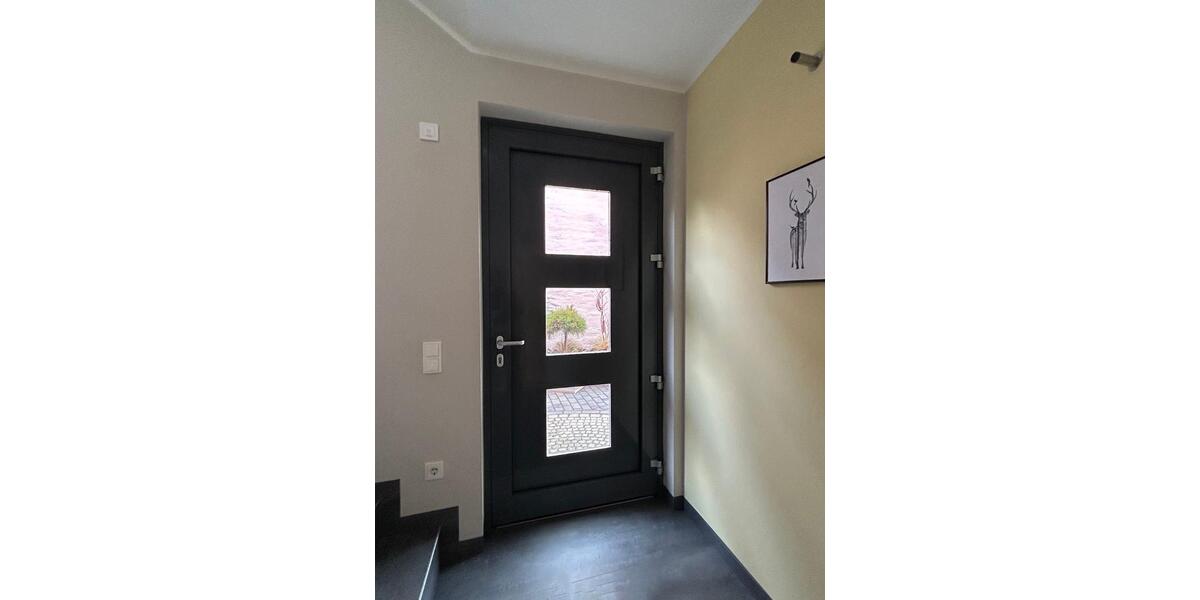 Erdgeschoßwohnung Halle (Saale) Frohe Zukunft - 3 Zimmer, 91 m&sup2;, 1.350&euro; | Angebot:25943685