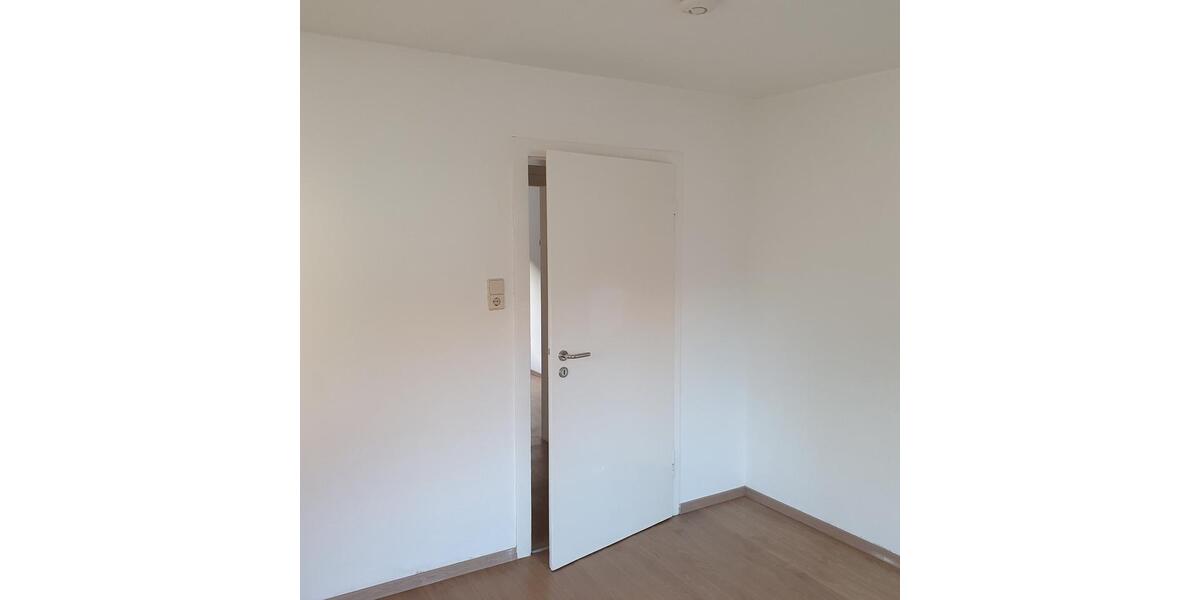 Etagenwohnung Bad Mergentheim - 4 Zimmer, 85 m&sup2;, 800&euro; | Angebot:25332641