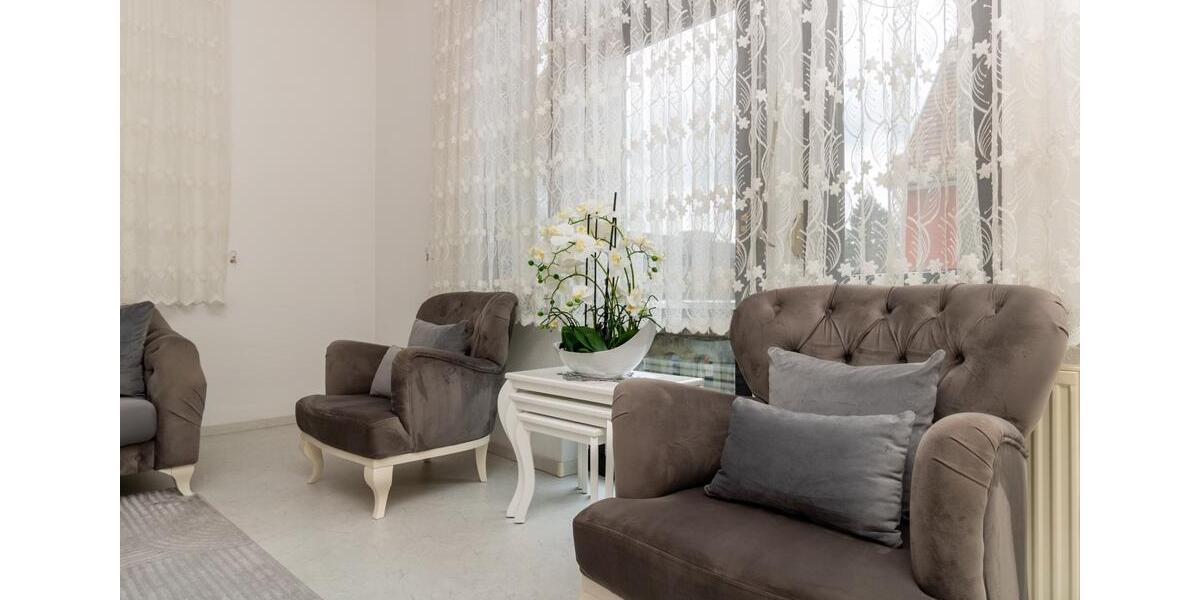 Etagenwohnung Deißlingen - 4 Zimmer, 148 m&sup2;, 1.350&euro; | Angebot:25867099