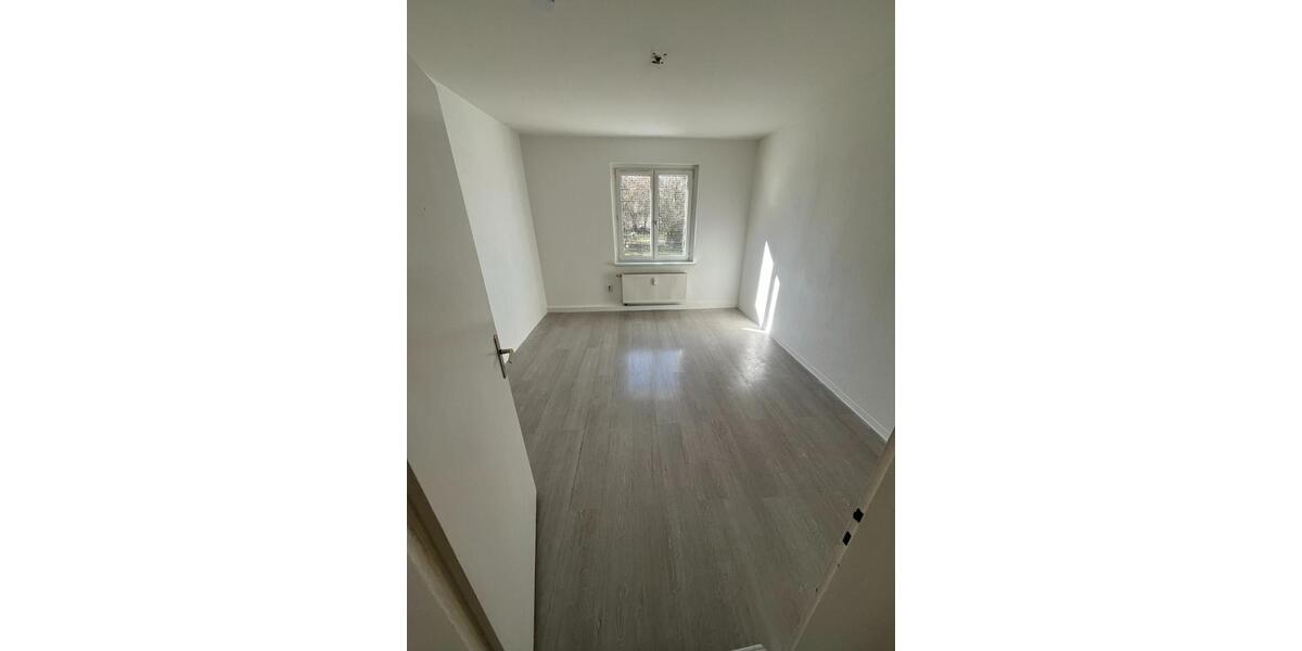 Erdgeschoßwohnung Senftenberg - 2 Zimmer, 48 m&sup2;, 280&euro; | Angebot:25756204