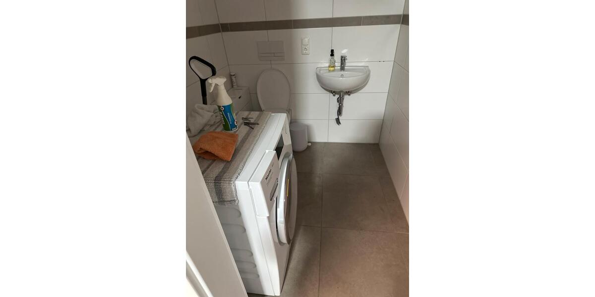 Etagenwohnung Wiehl - 2 Zimmer, 154 m&sup2;, 485&euro; | Angebot:25932983