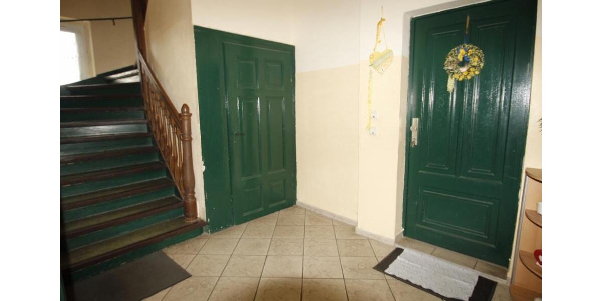 Etagenwohnung Lützen - 4 Zimmer, 110 m&sup2;, 850&euro; | Angebot:21439660