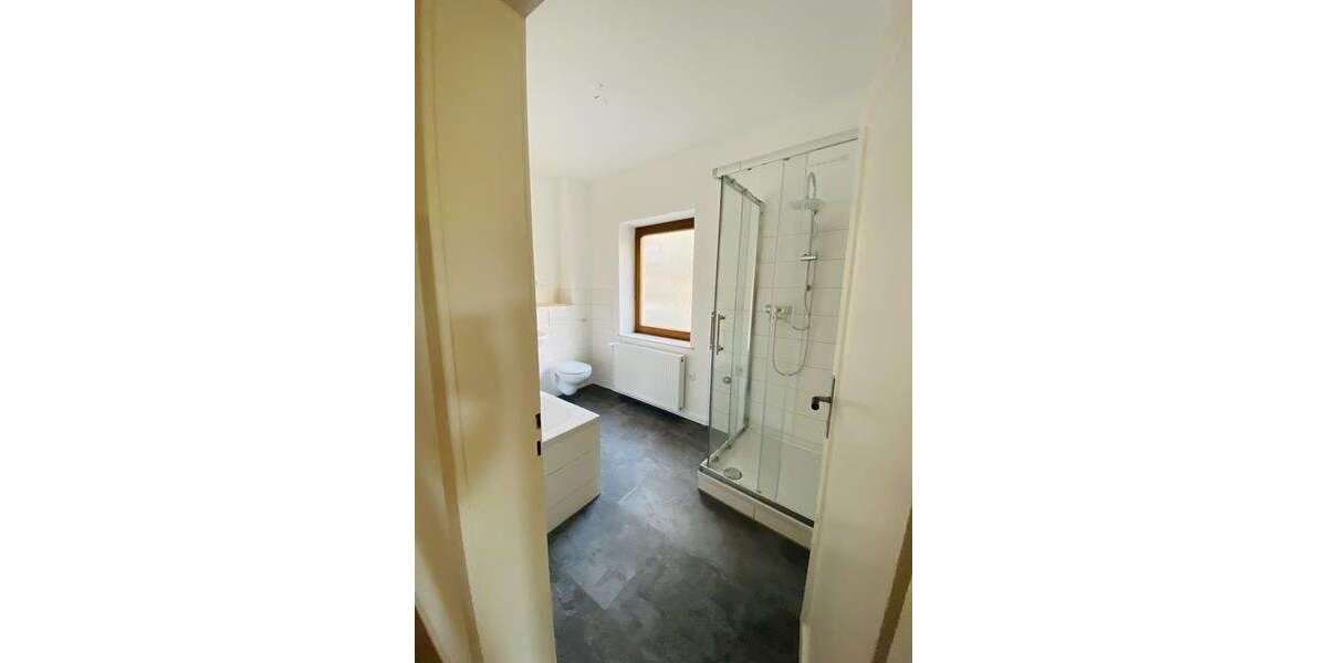 Wohnung zum Mieten in Meerane 369 € 67.32 m² 3 zimmer