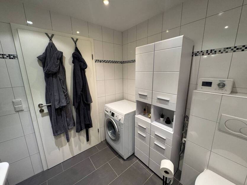 City nahe helle und großzügige 3-Zi-Wohnung mit Balkon in verkehrsberuhigter Lage 3 zimmer