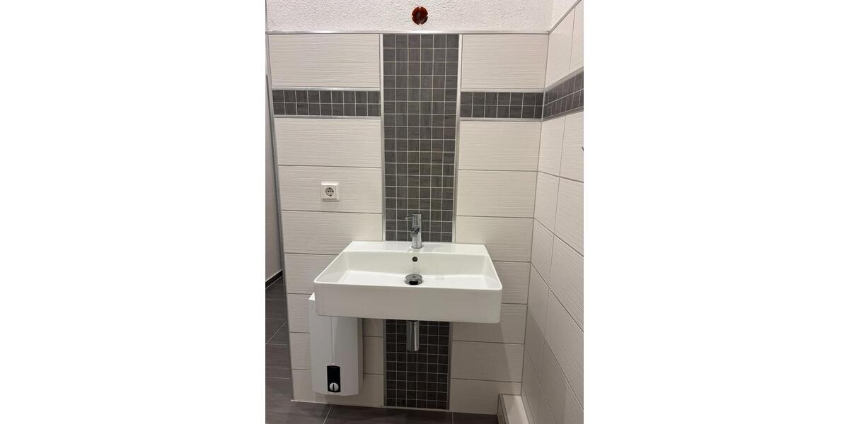 Erdgeschoßwohnung Zerbst (Anhalt) - 5 Zimmer, 135 m&sup2;, 810&euro; | Angebot:25855758