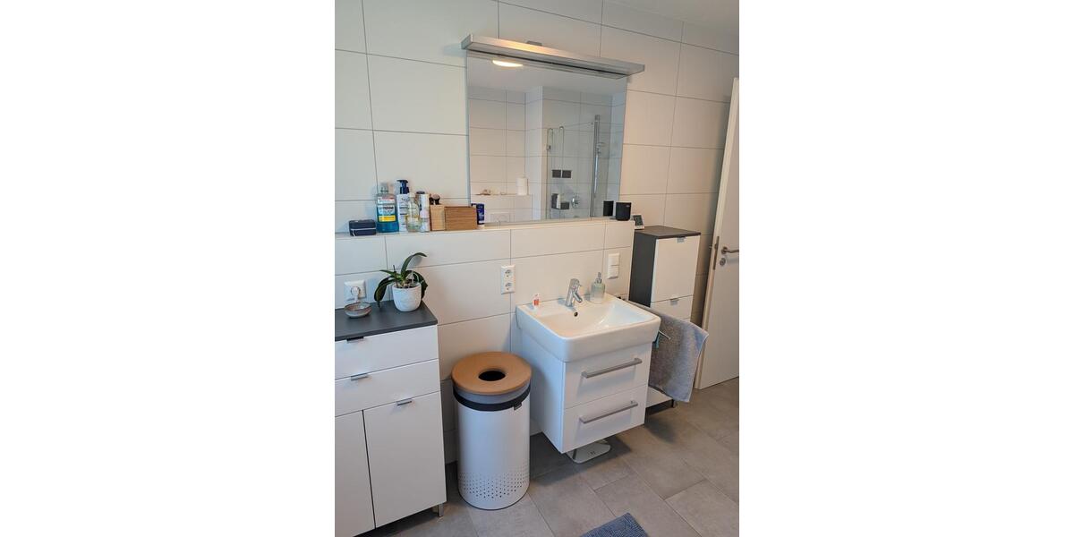 Etagenwohnung Sachsenheim - 4 Zimmer, 85 m&sup2;, 1.190&euro; | Angebot:26464809