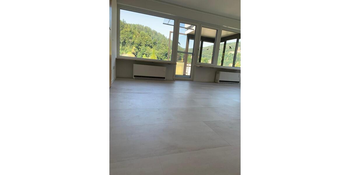 Terrassenwohnung Bad Liebenzell - 3 Zimmer, 92 m&sup2;, 950&euro; | Angebot:24767108