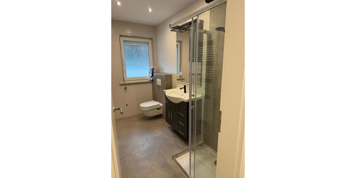 Etagenwohnung Hauneck - 5 Zimmer, 100 m&sup2;, 1.400&euro; | Angebot:25017055