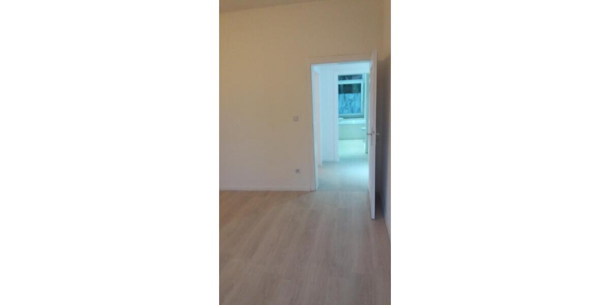 Etagenwohnung Plauen - 4 Zimmer, 108 m&sup2;, 575&euro; | Angebot:26659161
