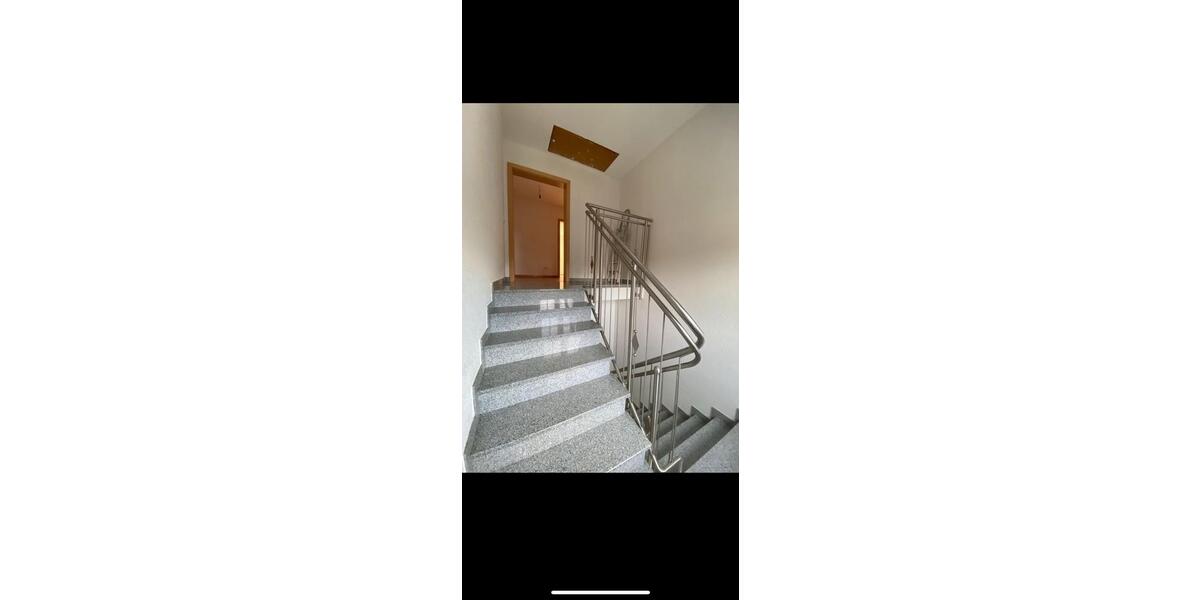 Dachgeschoßwohnung Schlüchtern - 4 Zimmer, 97 m&sup2;, 870&euro; | Angebot:25718531