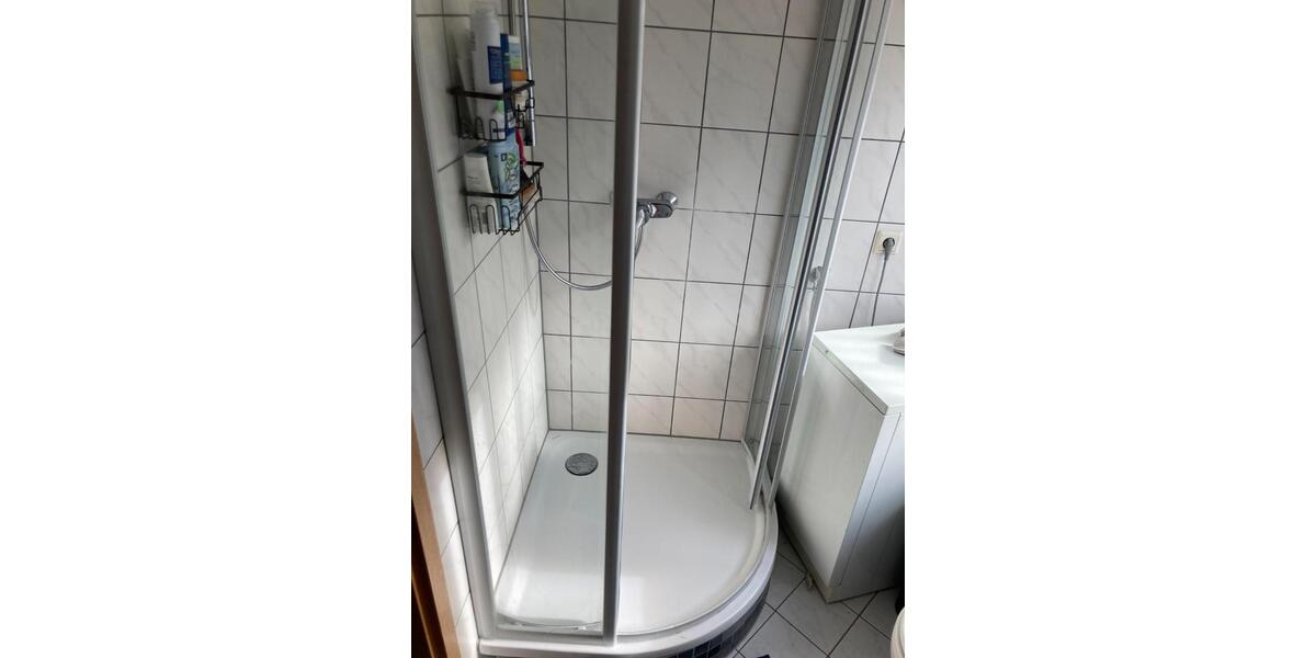 Dachgeschoßwohnung Bayreuth City - 1 Zimmer, 32 m&sup2;, 350&euro; | Angebot:26522819