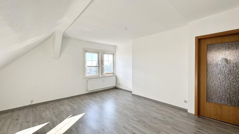 Dachgeschoßwohnung Bad Sachsa - 5 Zimmer, 99 m&sup2;, 650&euro; | Angebot:25375268